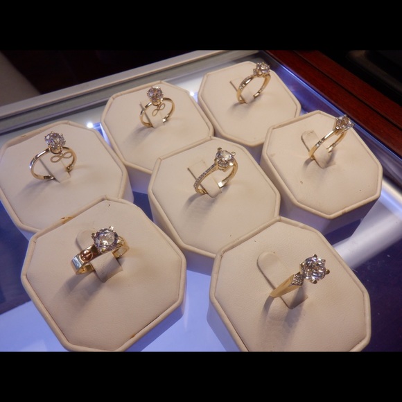 New 14k yellow gold engagement rings CZ - Picture 6 of 6